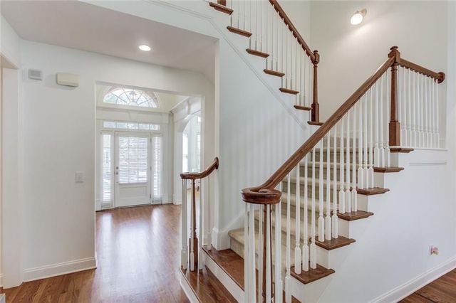 2640 Ivy Brook Lane NE, Buford, GA 30519