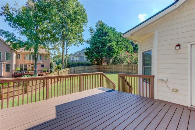 2640 Ivy Brook Lane NE, Buford, GA 30519