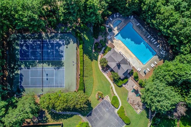 2640 Ivy Brook Lane NE, Buford, GA 30519