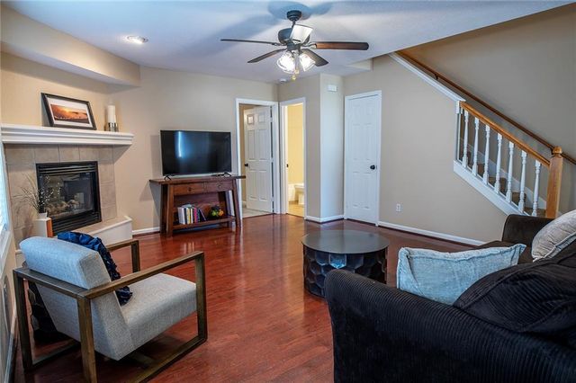 3413 Sweetgrass Court, Lawrence, KS 66049