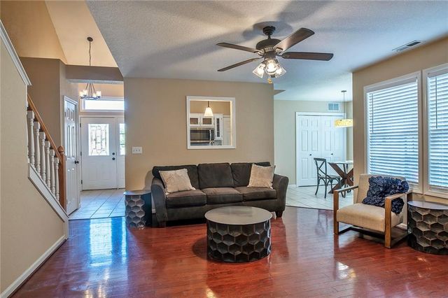 3413 Sweetgrass Court, Lawrence, KS 66049