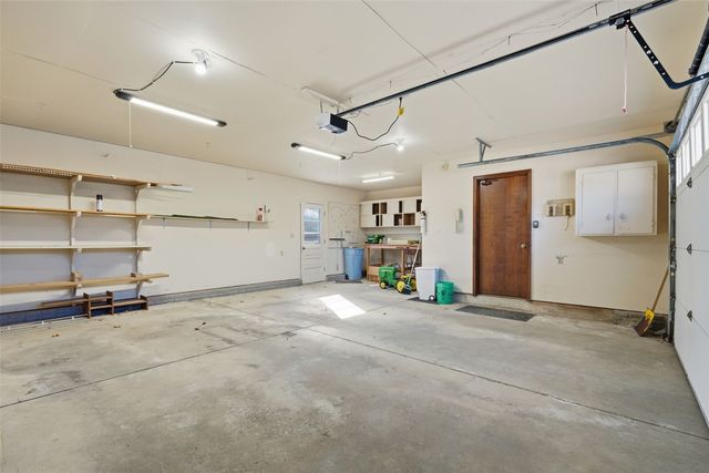 709 Arrowhead Lane NE, Cedar Rapids, IA 52402