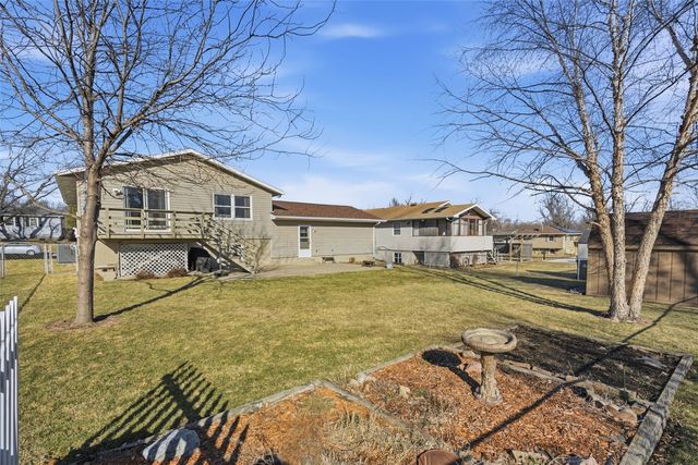 709 Arrowhead Lane NE, Cedar Rapids, IA 52402