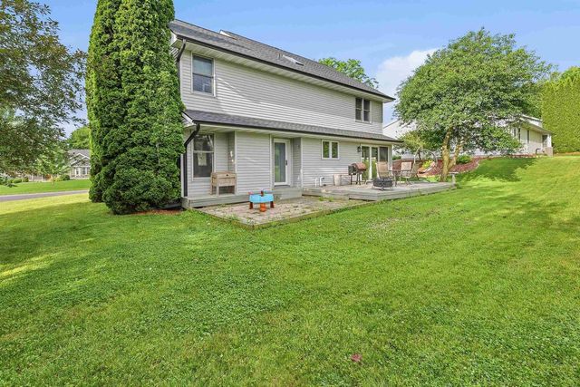 212 Webster Street, Beaver Dam, WI 53916