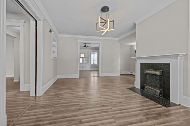 2209 Aldrich Avenue S, Minneapolis, MN 55405