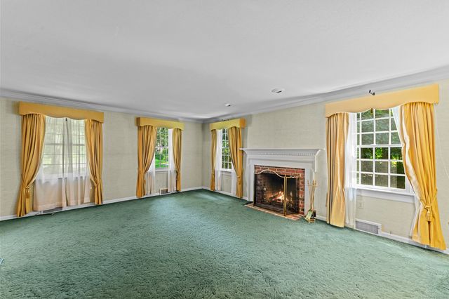 43 Jamestown Road, Somers, CT 06071