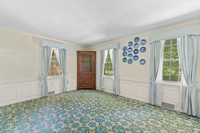 43 Jamestown Road, Somers, CT 06071