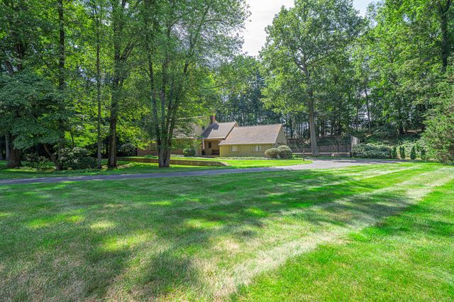 43 Jamestown Road, Somers, CT 06071