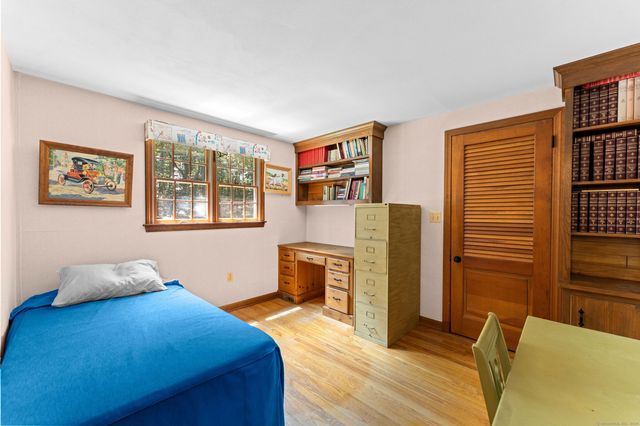 43 Jamestown Road, Somers, CT 06071