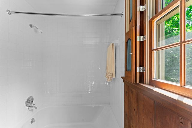 43 Jamestown Road, Somers, CT 06071