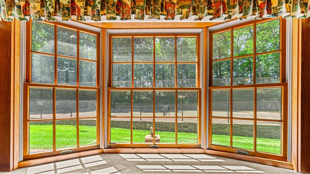 43 Jamestown Road, Somers, CT 06071