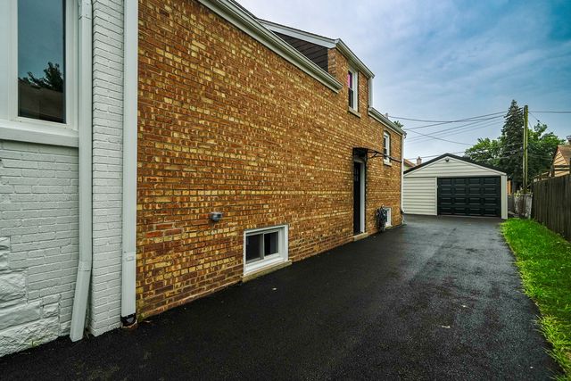 3653 W 107th Street, Chicago, IL 60655