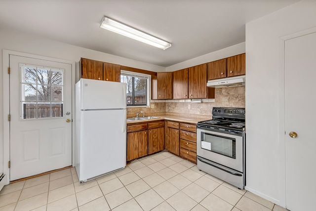 139 N Willow St Apt B And, Fruita, CO 81521