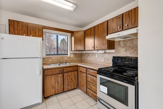 139 N Willow St Apt B And, Fruita, CO 81521