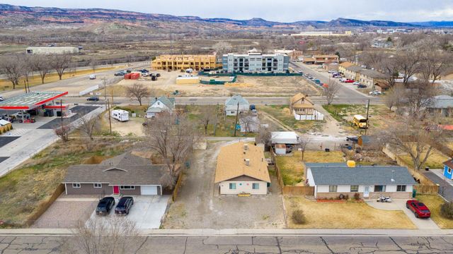 139 N Willow St Apt B And, Fruita, CO 81521