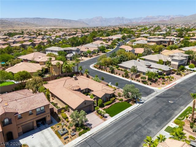 11517 Bohemian Forest Avenue, Las Vegas, NV 89138