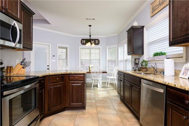 2291 Sable Ridge W Drive, Mobile, AL 36695