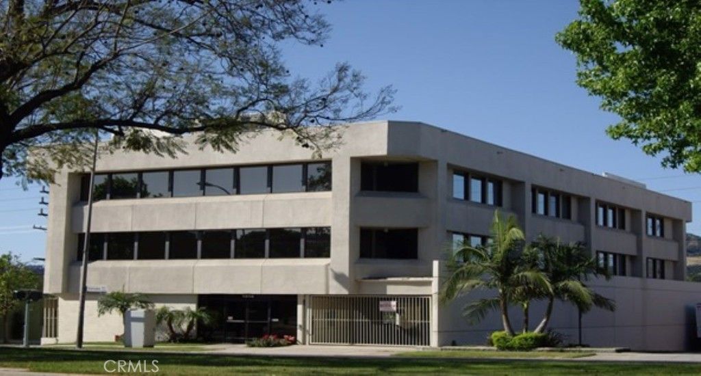 1314 W Glenoaks Boulevard 100, Glendale, CA 91201