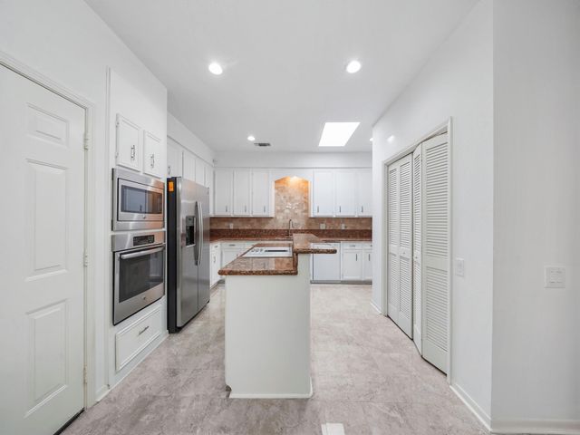 2226 Jamara Lane, Houston, TX 77077