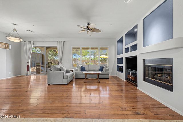41606 N EMERALD LAKE Drive, Anthem, AZ 85086