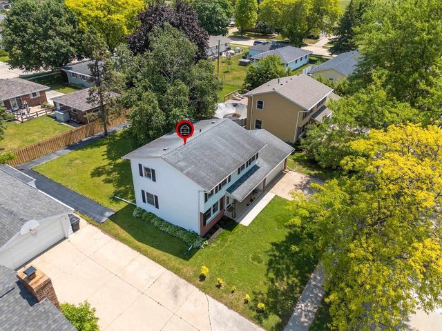 1116 REICHOW STREET, Oshkosh, WI 54902
