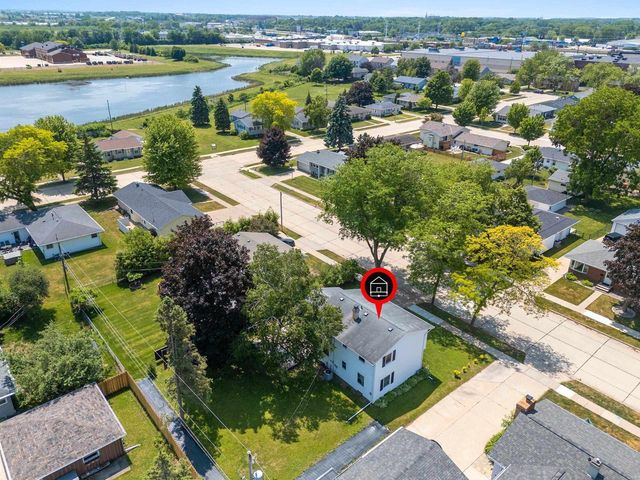 1116 REICHOW STREET, Oshkosh, WI 54902