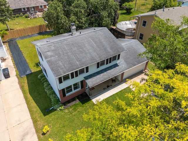 1116 REICHOW STREET, Oshkosh, WI 54902