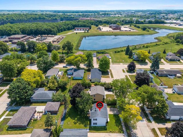 1116 REICHOW STREET, Oshkosh, WI 54902