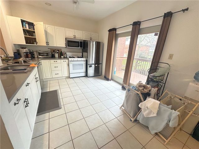 331 Hastings St, Point Breeze, PA 15206