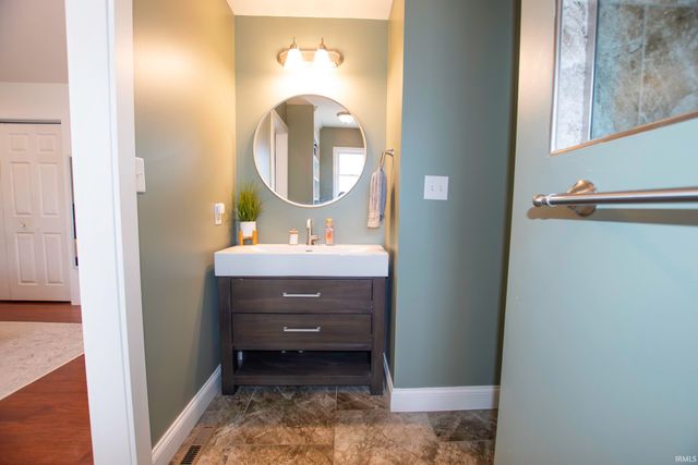 5688 W Vinca Lane, Ellettsville, IN 47429
