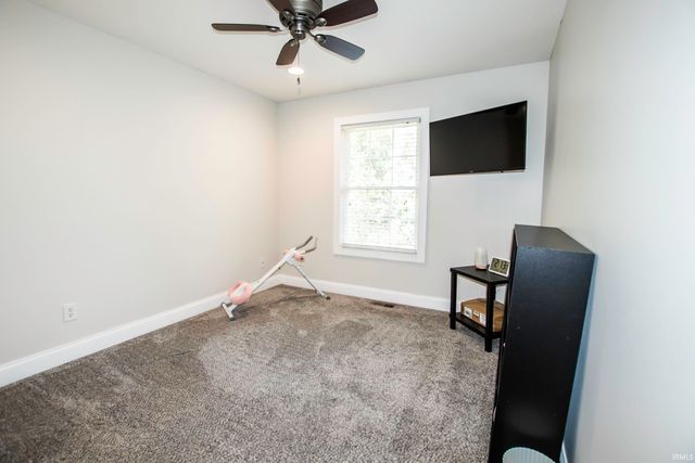 5688 W Vinca Lane, Ellettsville, IN 47429