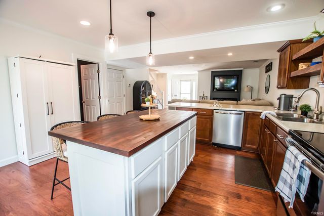 5688 W Vinca Lane, Ellettsville, IN 47429
