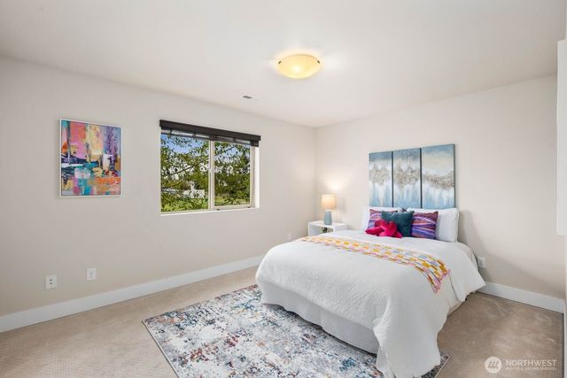 20420 5th Avenue W, Lynnwood, WA 98036
