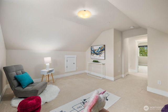 20420 5th Avenue W, Lynnwood, WA 98036