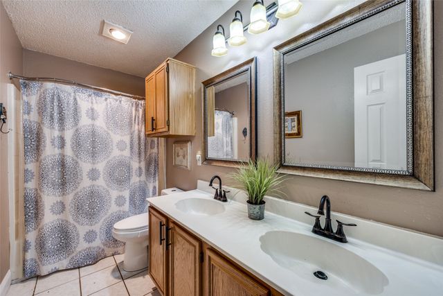 2709 Crystal Falls Drive, Mesquite, TX 75181