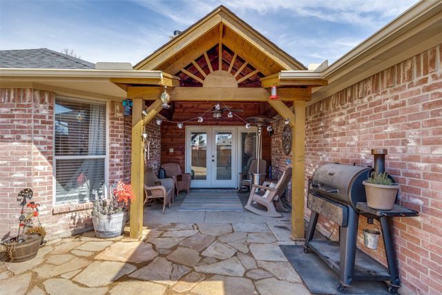 2709 Crystal Falls Drive, Mesquite, TX 75181