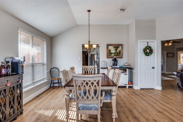 2709 Crystal Falls Drive, Mesquite, TX 75181