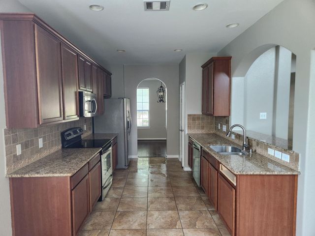20676 Oakhurst Meadows Drive, Porter, TX 77365