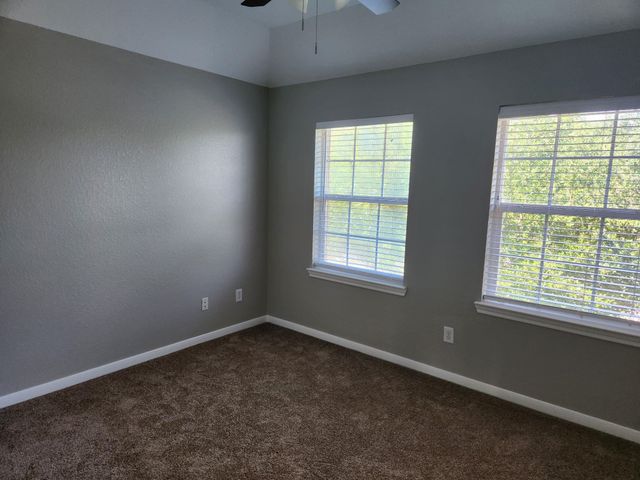 20676 Oakhurst Meadows Drive, Porter, TX 77365