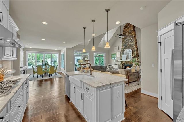 1209 Founders Pointe TRL, Carrollton, VA 23314