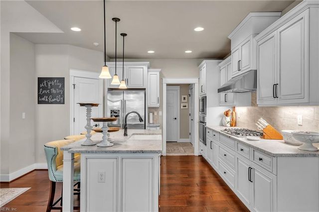 1209 Founders Pointe TRL, Carrollton, VA 23314