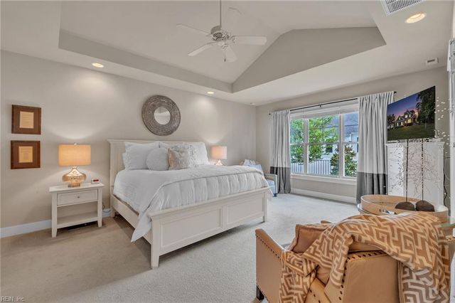 1209 Founders Pointe TRL, Carrollton, VA 23314