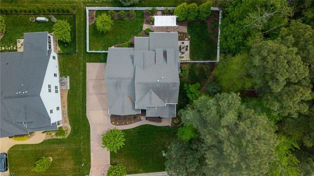 1209 Founders Pointe TRL, Carrollton, VA 23314