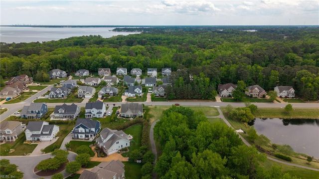 1209 Founders Pointe TRL, Carrollton, VA 23314