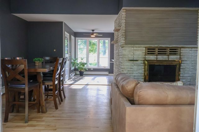 12449 California Road, Sawyer, MI 49125