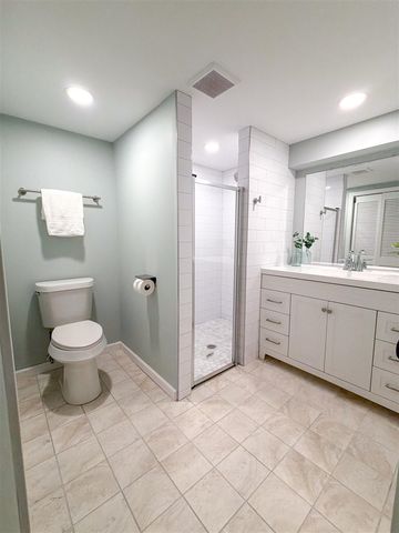 12449 California Road, Sawyer, MI 49125