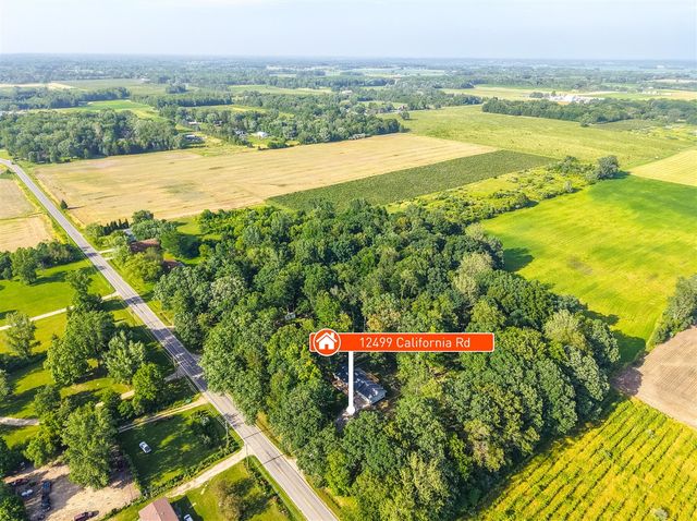 12449 California Road, Sawyer, MI 49125