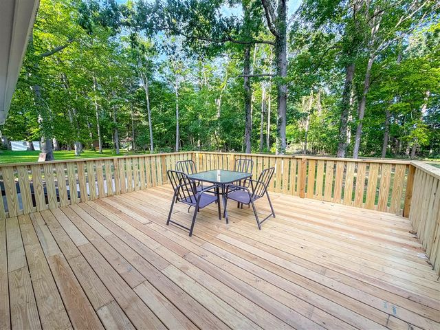 12449 California Road, Sawyer, MI 49125