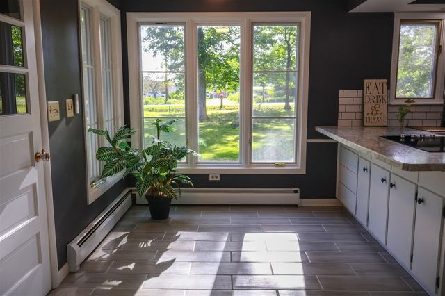 12449 California Road, Sawyer, MI 49125