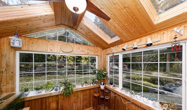 50 N Standstill Drive S, Hoodsport, WA 98548